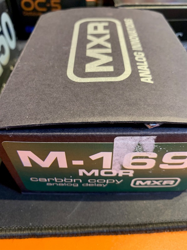 MXR M-169MOR Carbon copyの画像